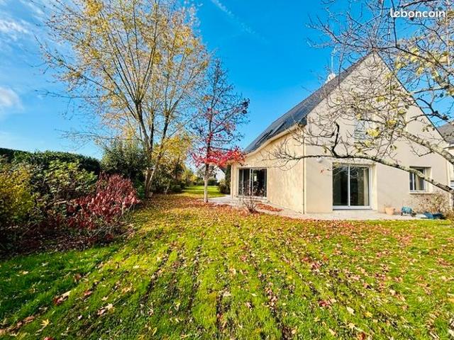 Maison 5 pièces 146 m²