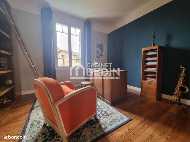 Maison 5 pièces 146 m²