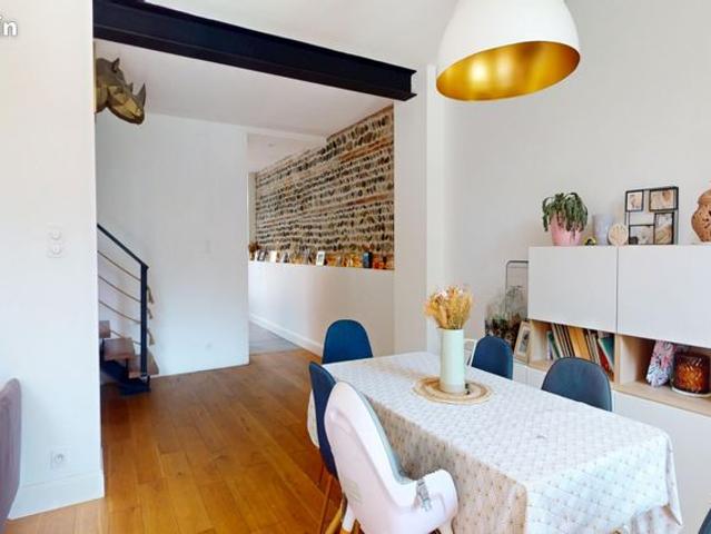 Maison 5 pièces 146 m²