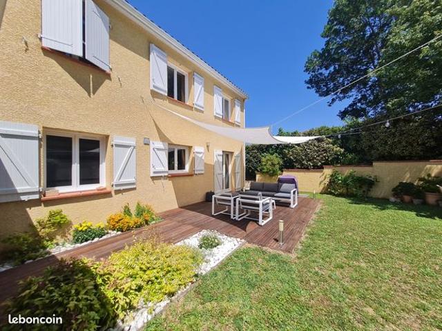 Maison 5 pièces 146 m²