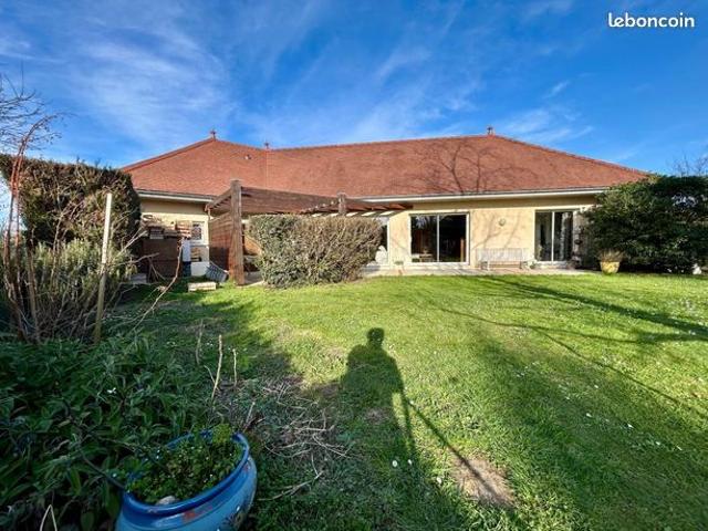 Maison 5 pièces 146 m²