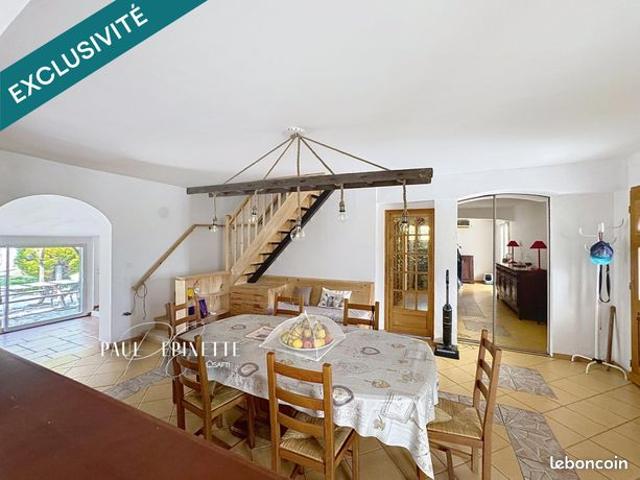 Maison 5 pièces 146 m²