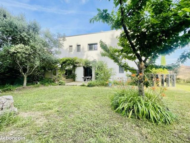Maison 5 pièces 146 m²