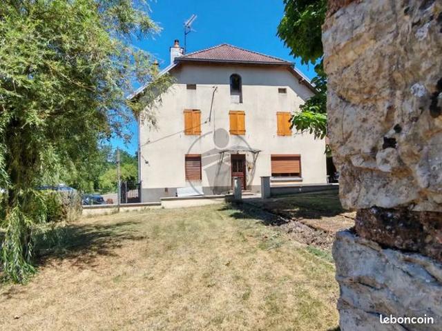 Maison 5 pièces 146 m²