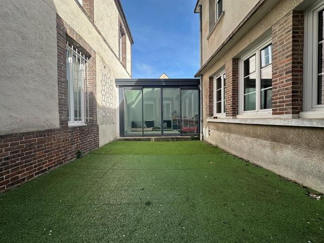 Maison 5 pièces 146 m²
