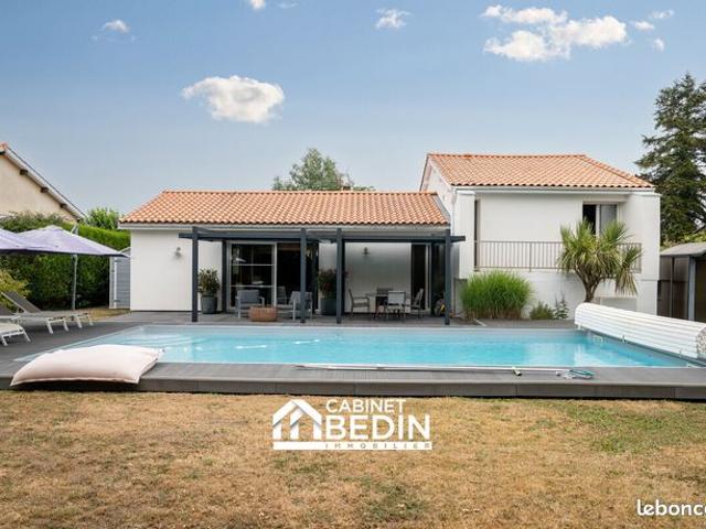 Maison 5 pièces 146 m²