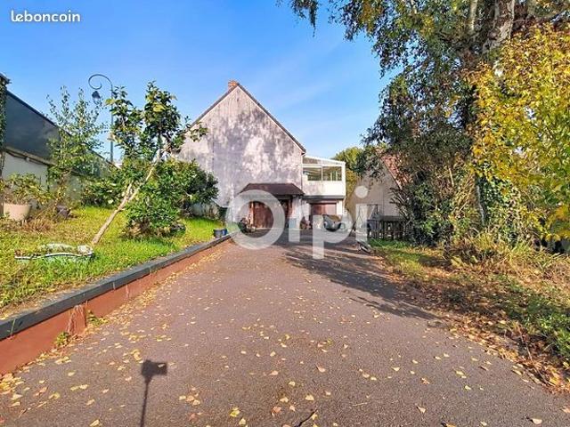 Maison 5 pièces 146 m²