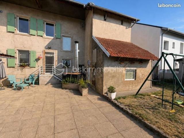 Maison 5 pièces 146 m²