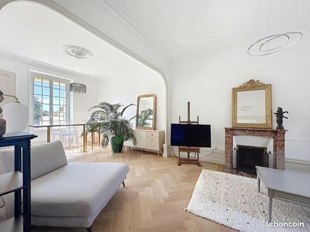 Maison 5 pièces 146 m²