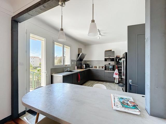 Maison 5 pièces 146 m²
