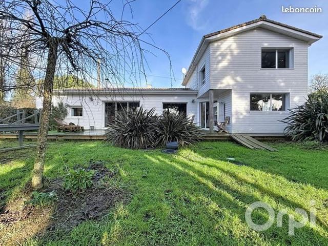 Maison 5 pièces 146 m²