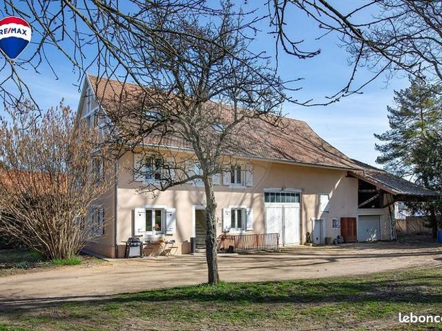 Maison 5 pièces 146 m²