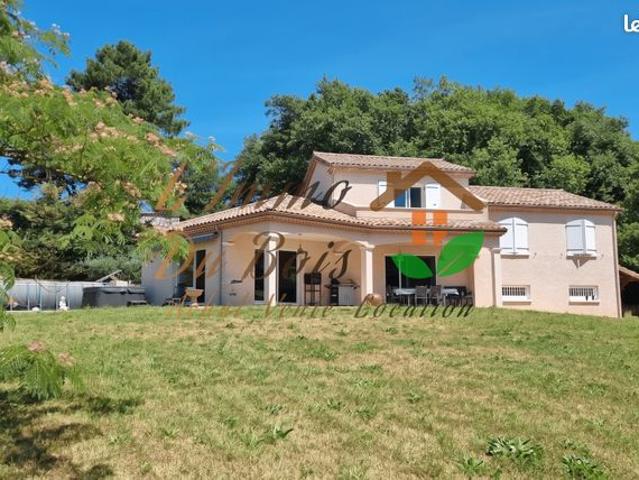 Maison 5 pièces 146 m²