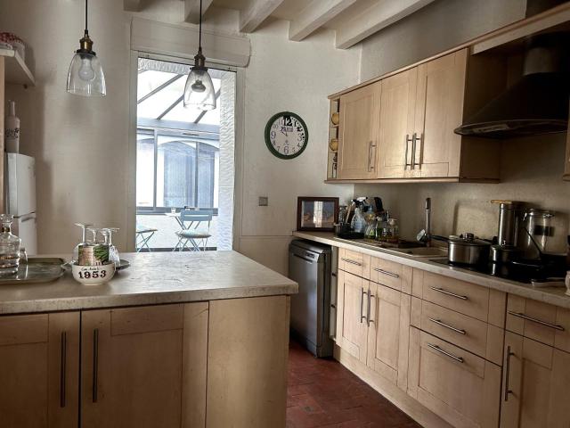 Maison 5 pièces 146 m²