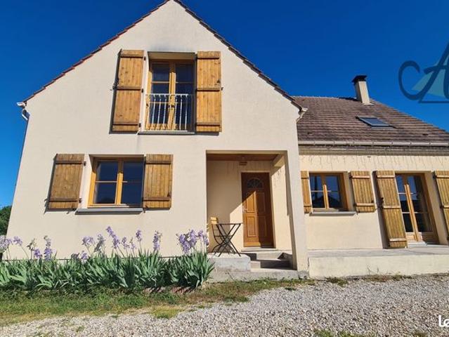 Maison 5 pièces 146 m²