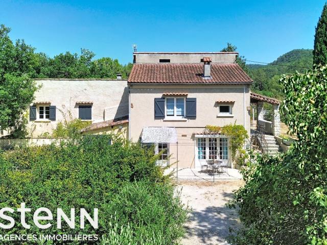 Maison 5 pièces 146 m²