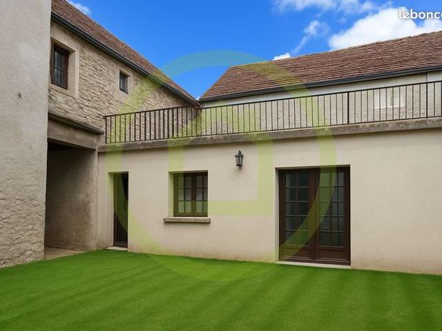 Maison 5 pièces 146 m²