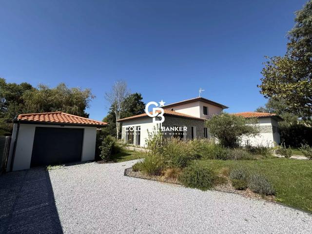 Maison 5 pièces 146 m²