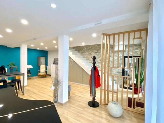 Maison 5 pièces 146 m²