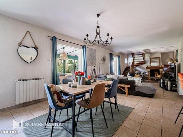 Maison 5 pièces 146 m²
