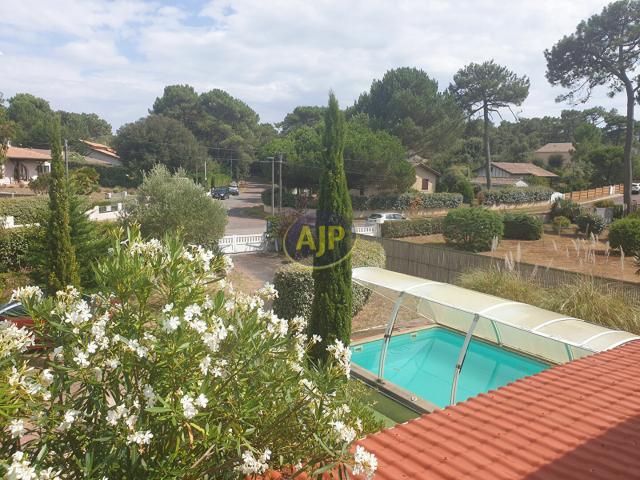 Maison 5 pièces 146 m²