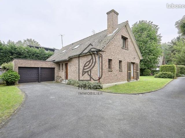 Maison 5 pièces 146 m²