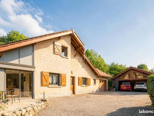 Maison 5 pièces 146 m²