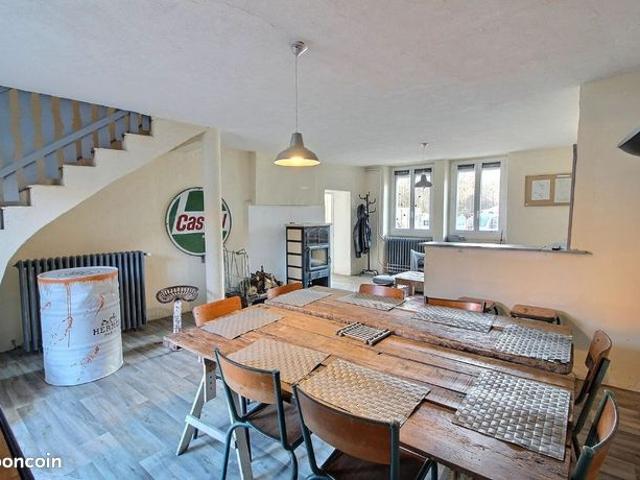 Maison 5 pièces 147 m²