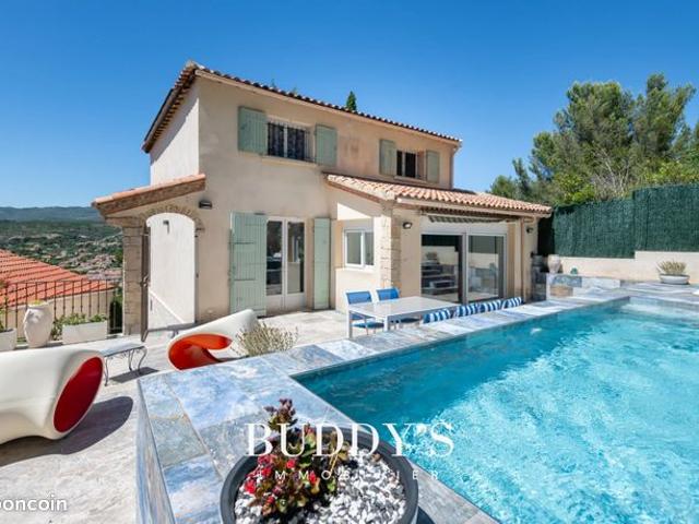 Maison 5 pièces 147 m²
