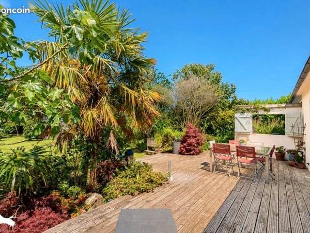 Maison 5 pièces 147 m²