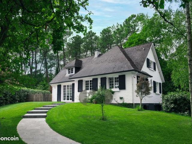 Maison 5 pièces 147 m²