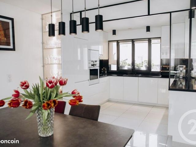 Maison 5 pièces 147 m²
