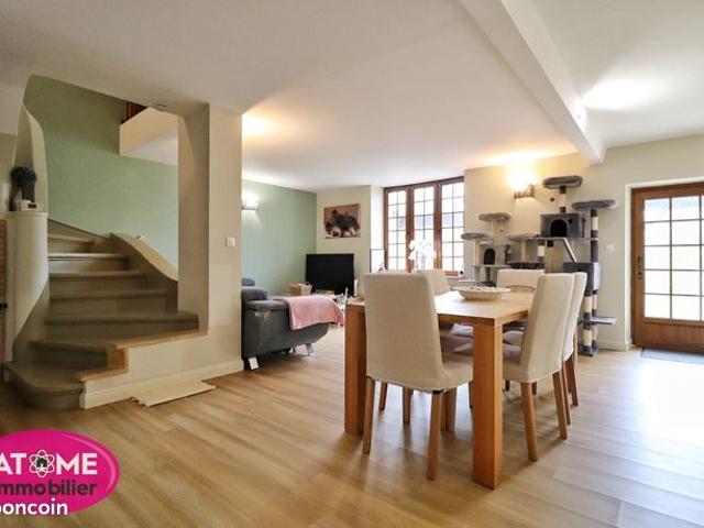 Maison 5 pièces 147 m²