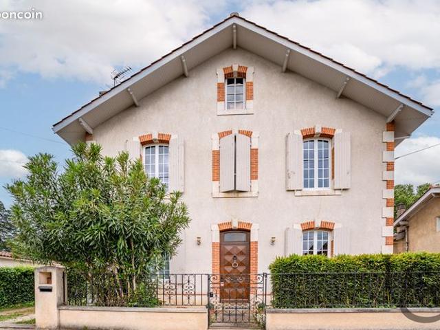 Maison 5 pièces 147 m²