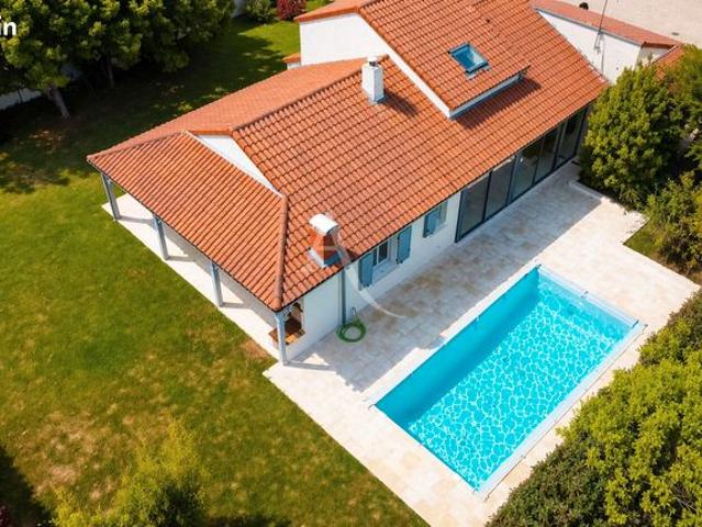 Maison 5 pièces 147 m²