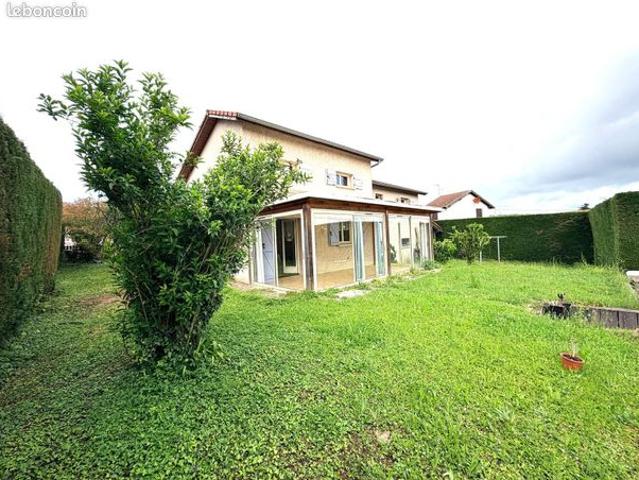 Maison 5 pièces 147 m²