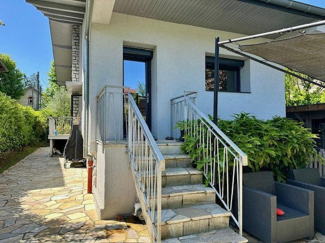 Maison 5 pièces 147 m²