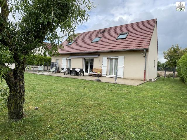 Maison 5 pièces 157 m²