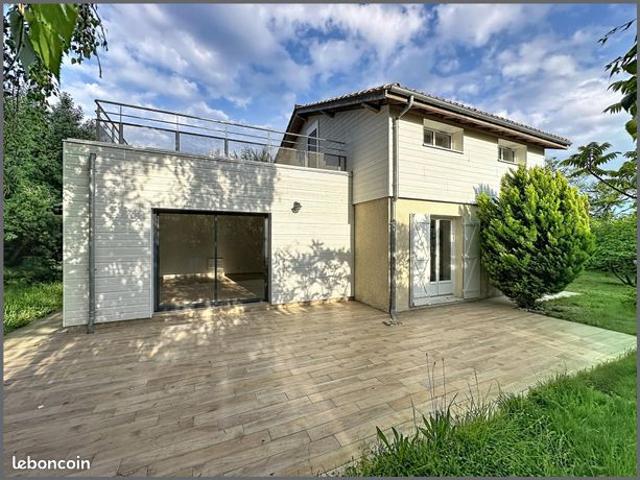 Maison 5 pièces 147 m²