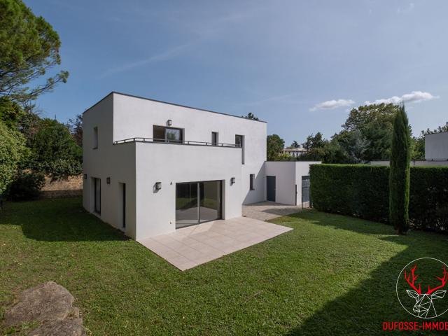 Maison 5 pièces 147 m²