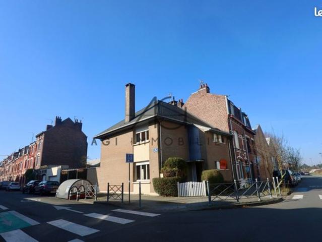 Maison 5 pièces 147 m²
