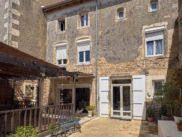 Maison 5 pièces 147 m²