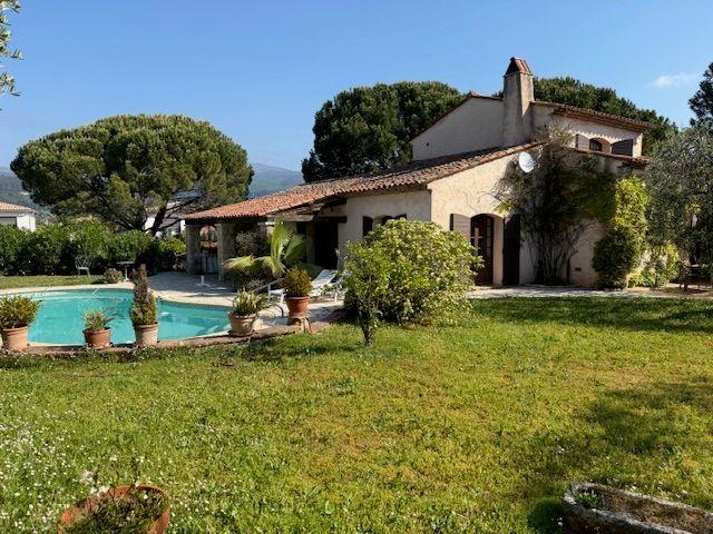 Maison 5 pièces 147 m²