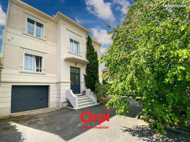 Maison 5 pièces 147 m²