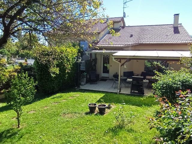 Maison 5 pièces 147 m²