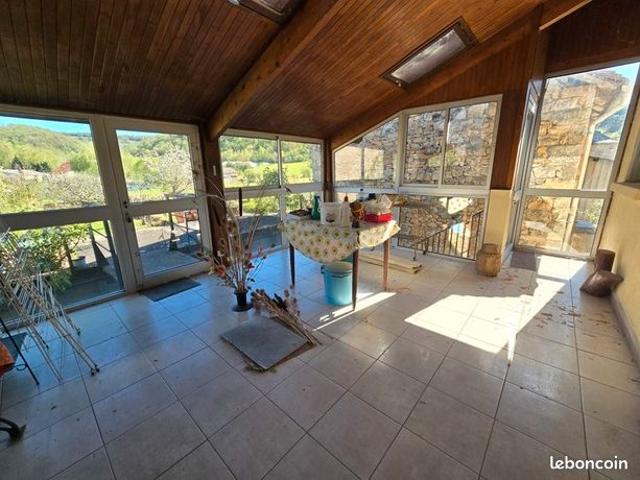 Maison 5 pièces 147 m²