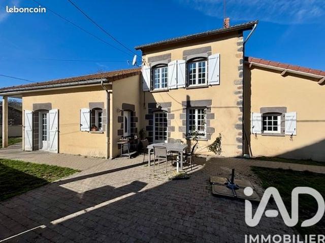 Maison 5 pièces 147 m²