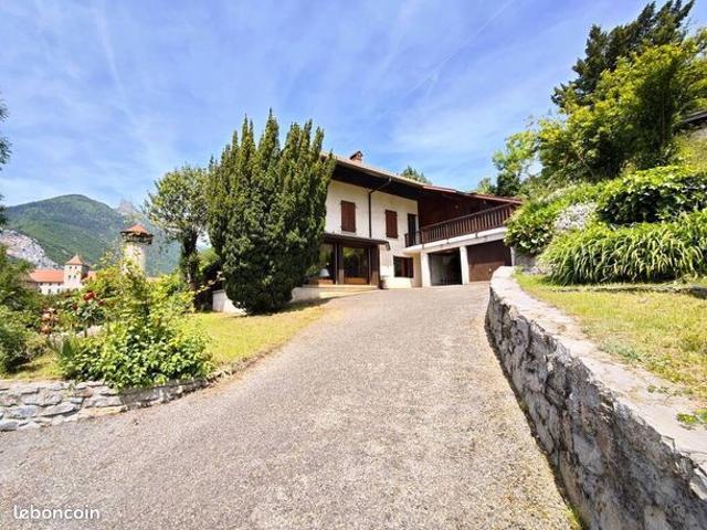 Maison 5 pièces 147 m²