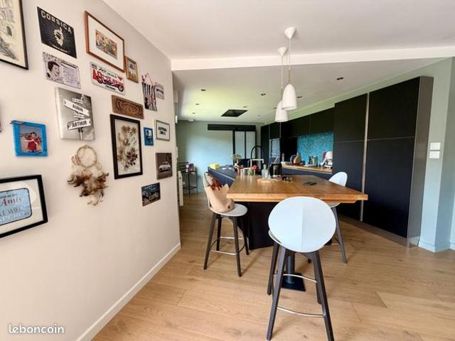 Maison 5 pièces 147 m²