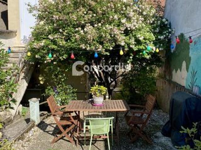 Maison 5 pièces 147 m²